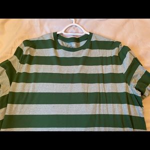 GAP T-shirt